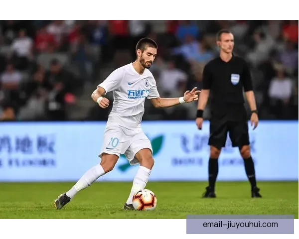 瑞恩伯特兰正式宣布退役结束辉煌足球生涯 未来将专注全新挑战